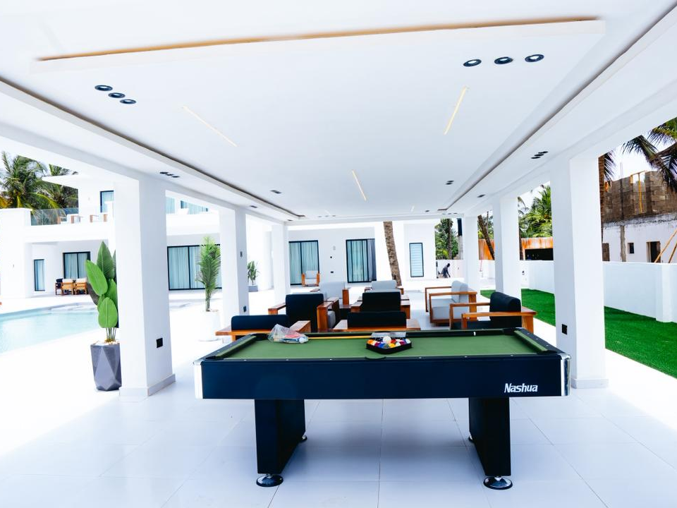 Perfect Luxury Beach House Weekend