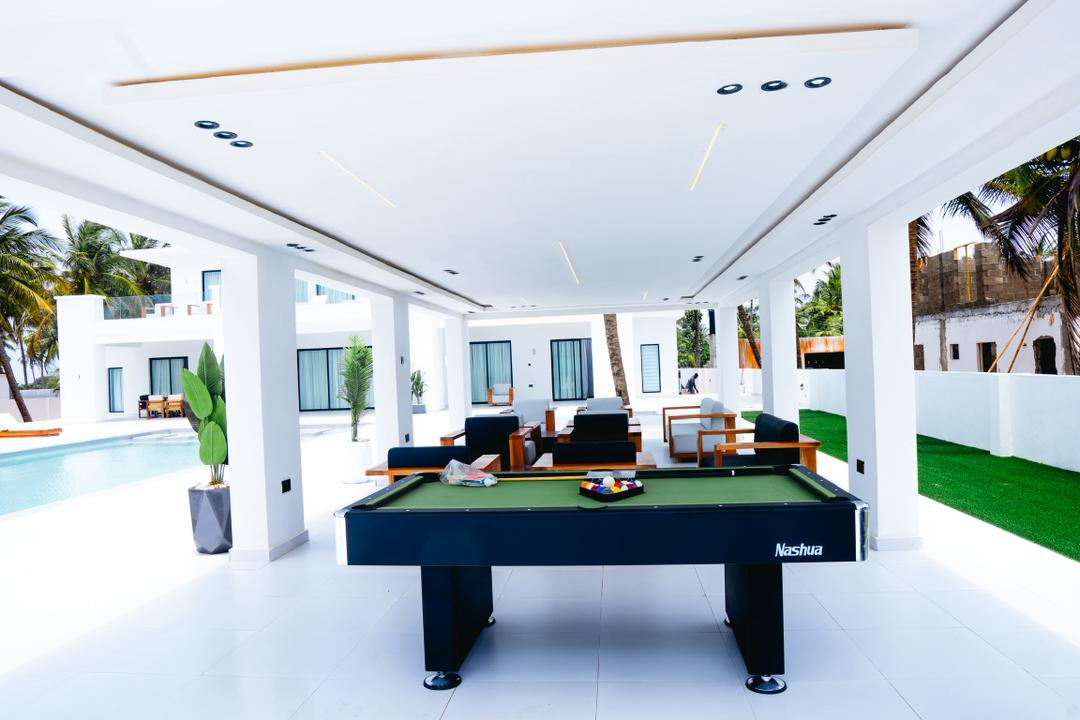 Perfect Luxury Beach House Weekend